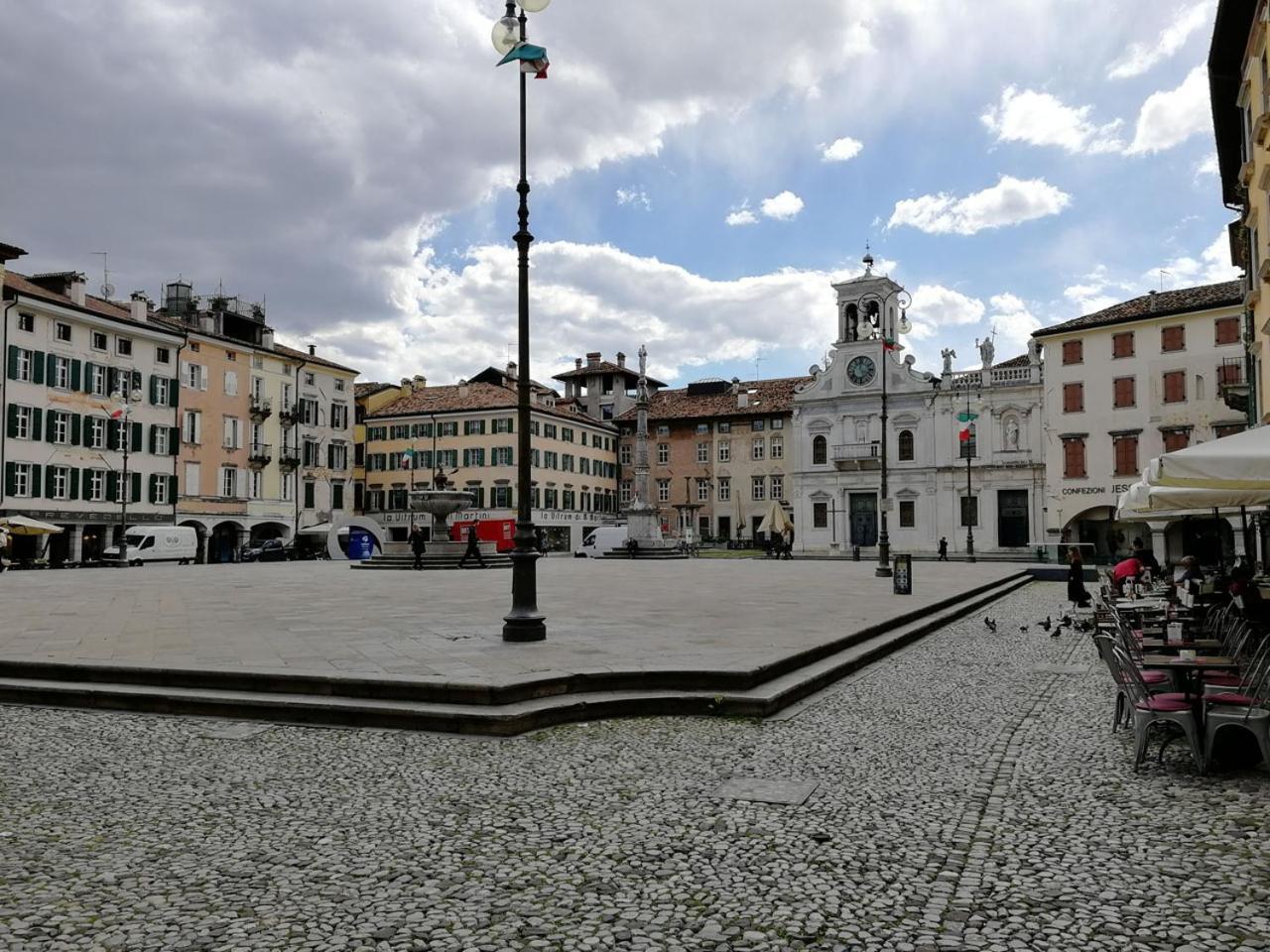 Ferienwohnung Centro Storico Deluxe Flat Udine Exterior foto